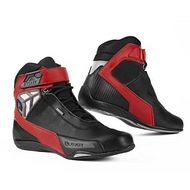 Stunt WP Schuh schwarz/rot 